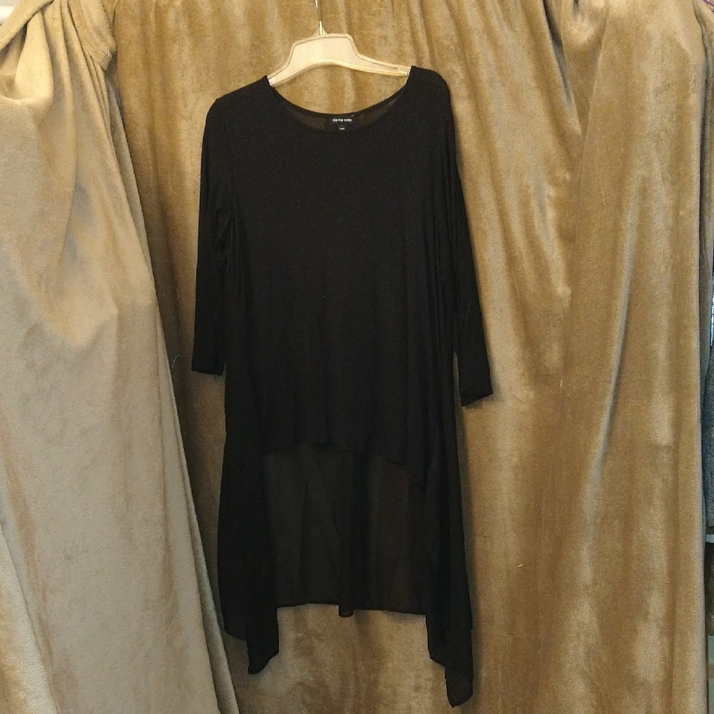 Black High-Low Sheer Hem Tunic Top And Second Piece Size Large